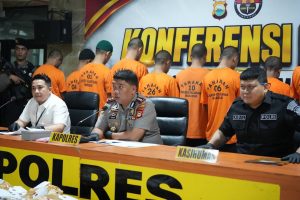 UNGKAP 32 KASUS & AMANKAN 54 TERSANGKA — KAPOLRES PELABUHAN MAKASSAR PAPARKAN HASIL OPERASI ANTIK 2026
