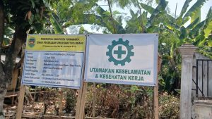 PROYEK JALAN TEGAL DATAR–DATAR RANDU PURWAKARTA: DRAINASE MENUAI SOROTAN, DISEBUT ASAL JADI